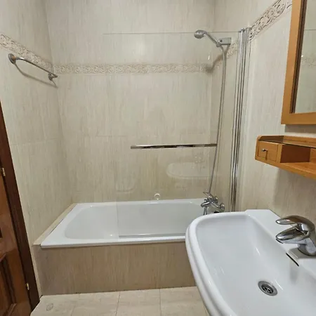 Apartment Eladio Carreno *